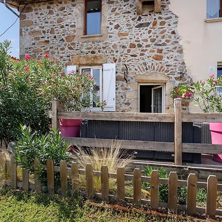 Aux Charmes D'antan - 3* Sevremont